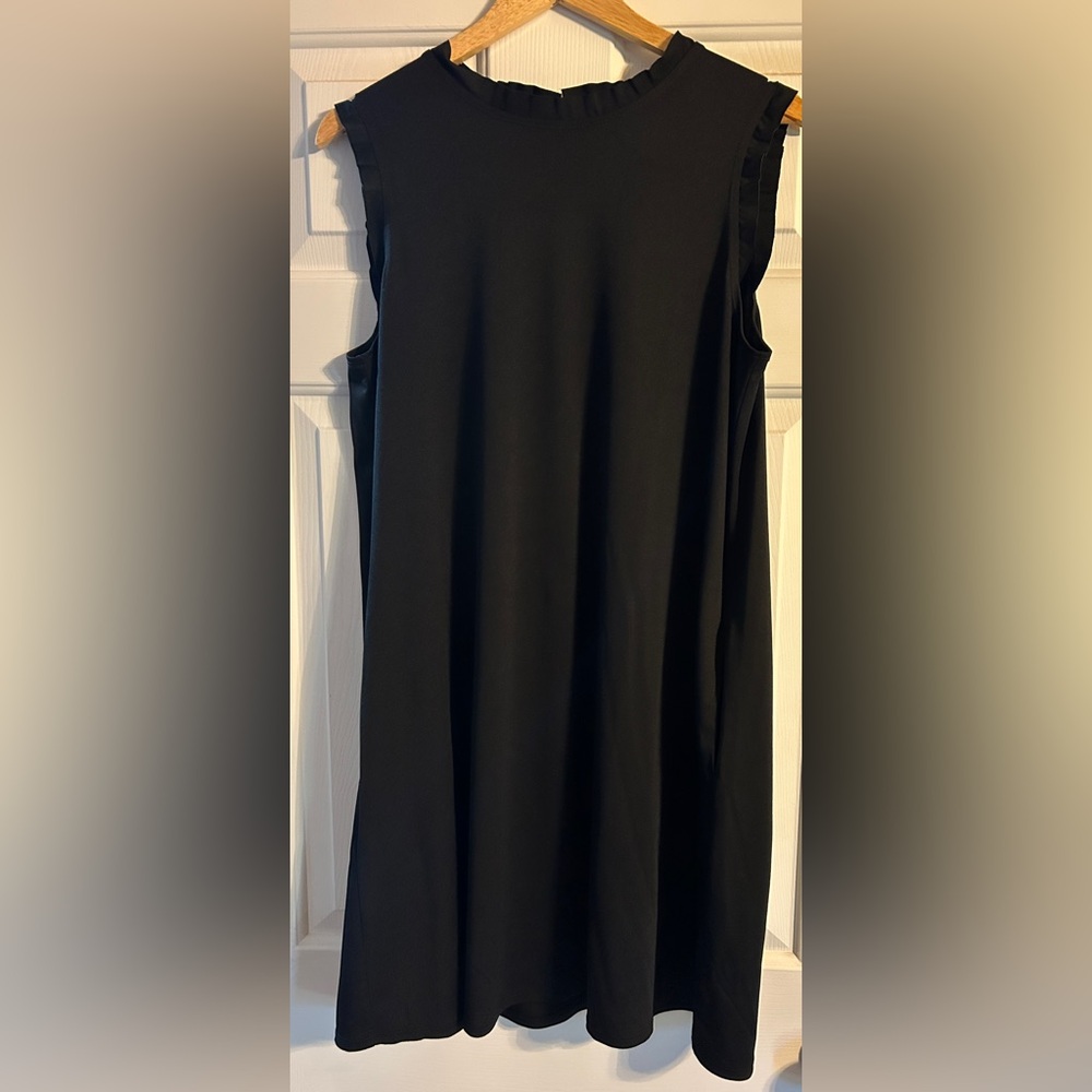 APT.9 Dress Womens Large Black Sleeveless Ruffle Neck Tank Shift New Tag